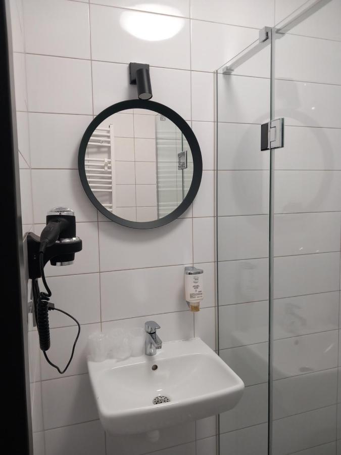 Jura Hotel Osiek Олькуш Экстерьер фото