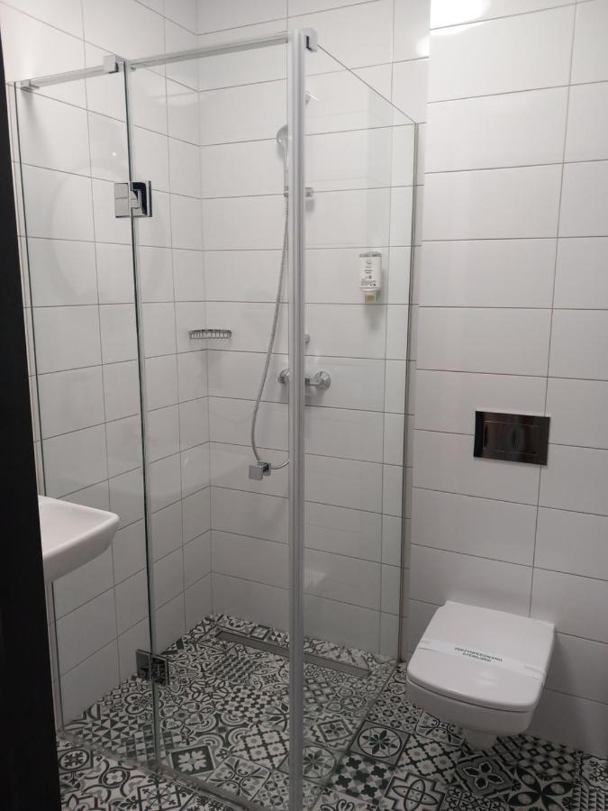 Jura Hotel Osiek Олькуш Экстерьер фото