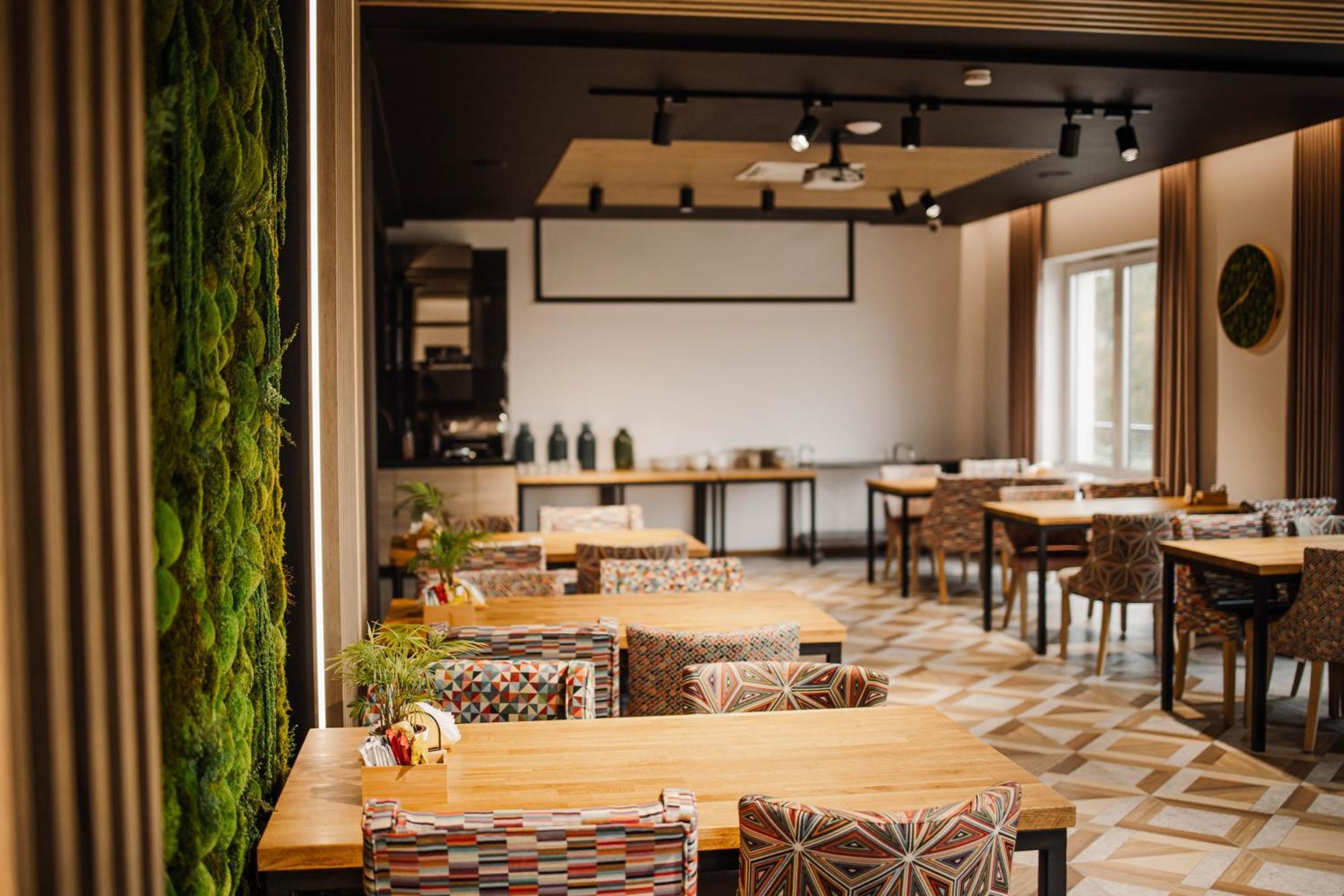 Jura Hotel Osiek Олькуш Экстерьер фото