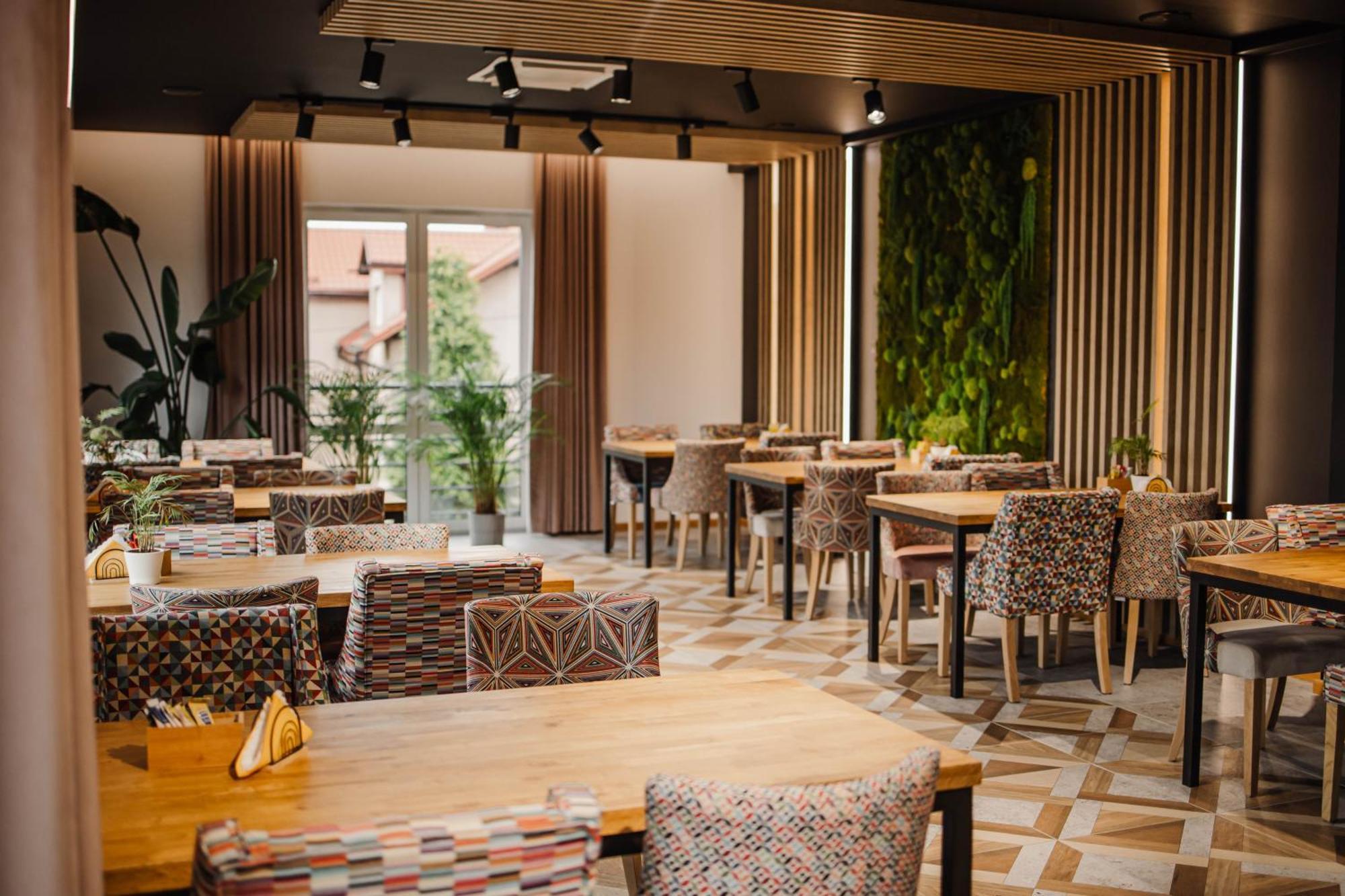 Jura Hotel Osiek Олькуш Экстерьер фото