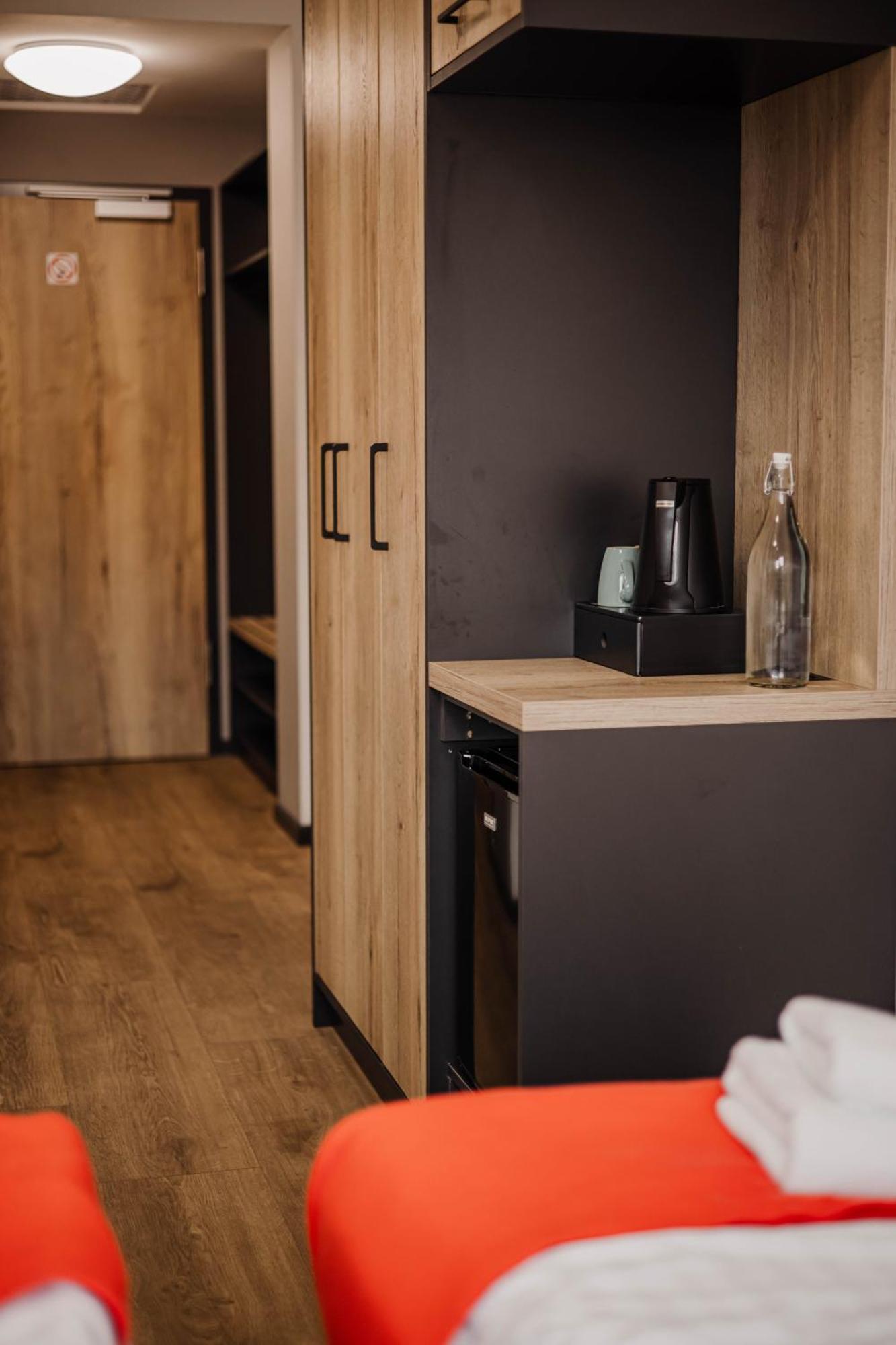 Jura Hotel Osiek Олькуш Экстерьер фото